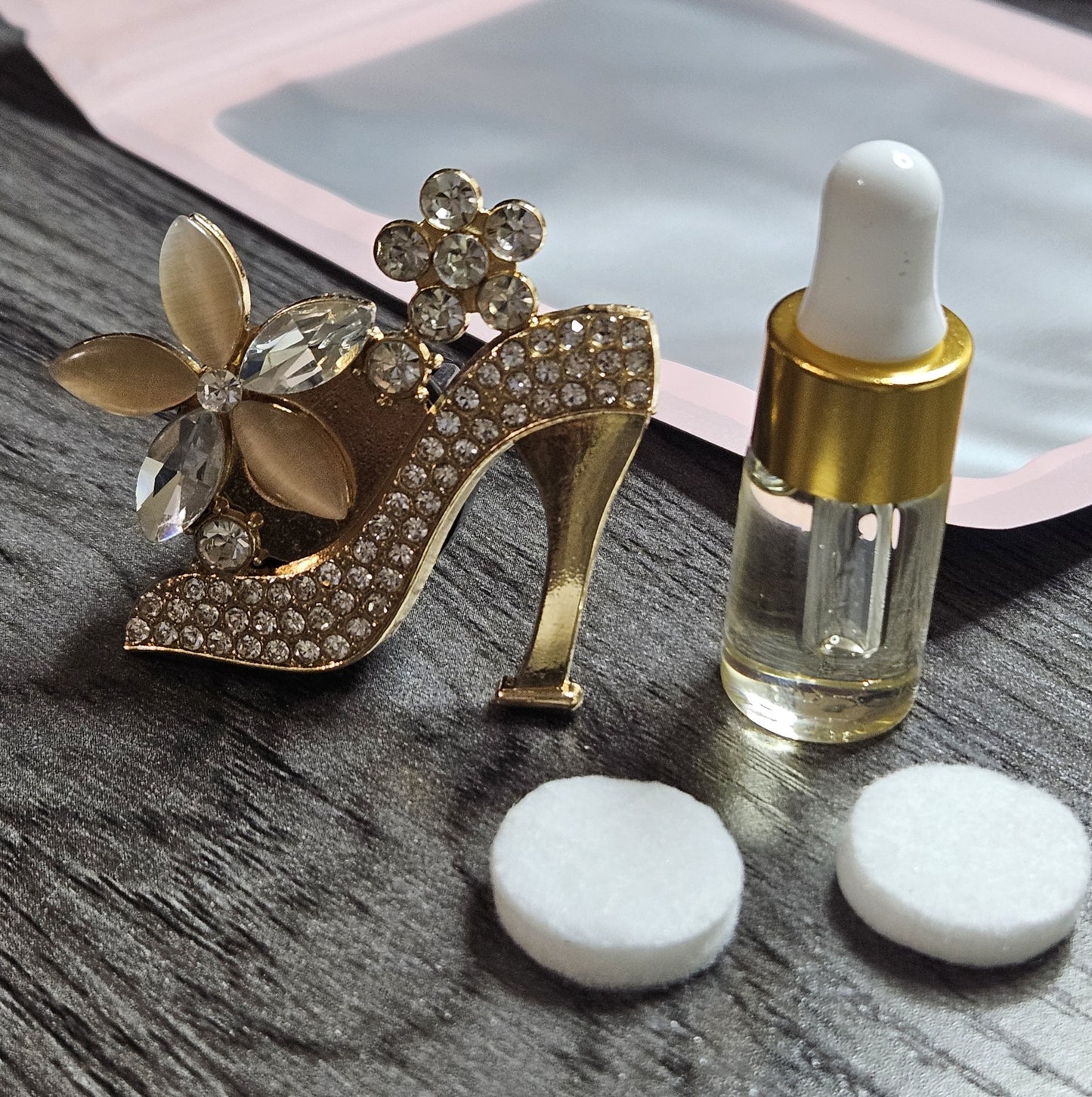 Designer Vent Clip High Heel Shape